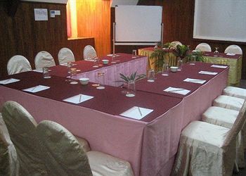 Imagen de la habitación del Hotel Tretes Raya And Resort. Foto 6