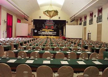 Imagen de la habitación del Hotel Tretes Raya And Resort. Foto 7