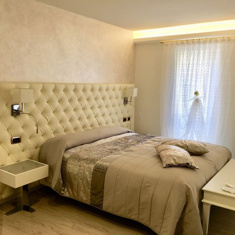 Imagen de la habitación del Hotel Trettenero. Foto 5