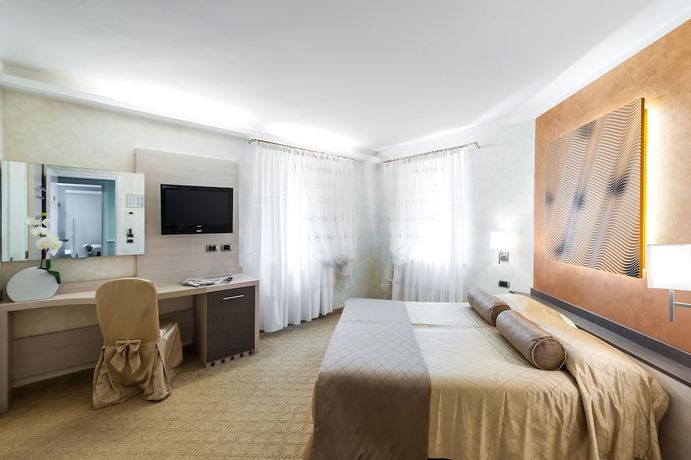 Imagen de la habitación del Hotel Trettenero. Foto 9