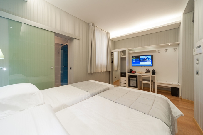 Imagen de la habitación del Hotel Trevi 41. Foto 11