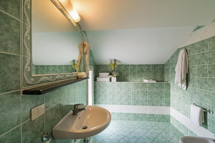 Imagen de la habitación del Hotel Trevi, Cattolica. Foto 2