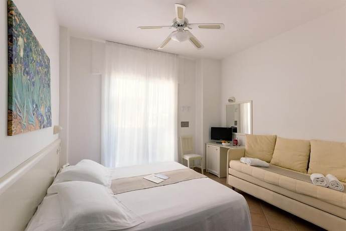 Imagen de la habitación del Hotel Trevi, Cattolica. Foto 9