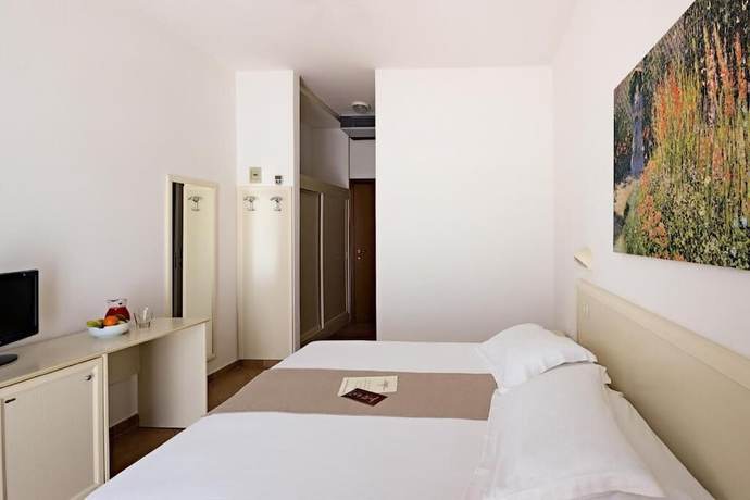 Imagen de la habitación del Hotel Trevi, Cattolica. Foto 10