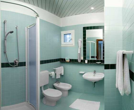 Imagen de la habitación del Hotel Trevi, Cattolica. Foto 13