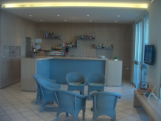 Imagen de los interiores del Hotel Trevi, Costa de Rimini. Foto 10