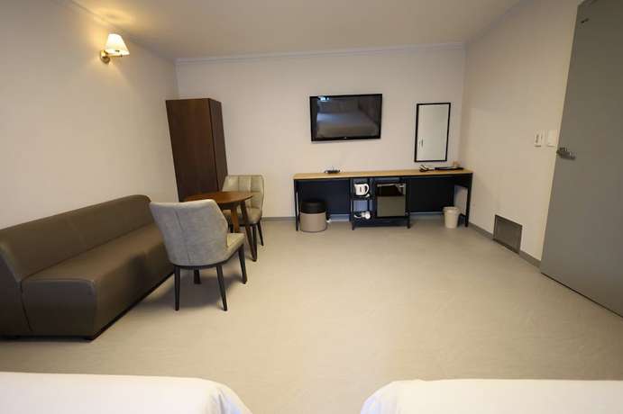 Imagen de la habitación del Hotel Trevi, Jeju. Foto 2