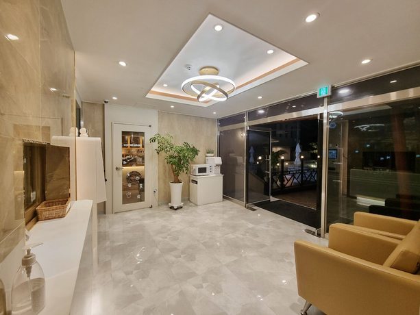 Imagen de los interiores del Hotel Trevi, Jeju. Foto 20