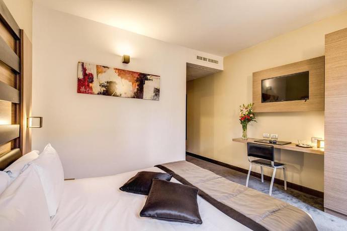 Imagen de la habitación del Hotel Trevi, Roma. Foto 7