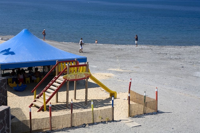 Imagen de los exteriores del Hotel Trevi Village Resort. Foto 2