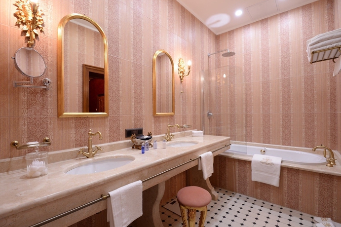 Imagen de la habitación del Hotel Trezzini Palace Boutique. Foto 5