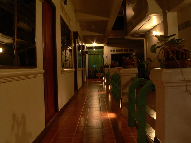 Imagen de los exteriores del Hotel Tri Gong. Foto 6