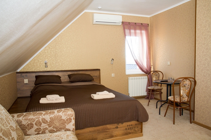 Imagen de la habitación del Hotel Tri Kota. Foto 10