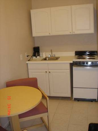 Imagen de la habitación del Hotel Tri Valley Inn and Suites, Pleasanton. Foto 3