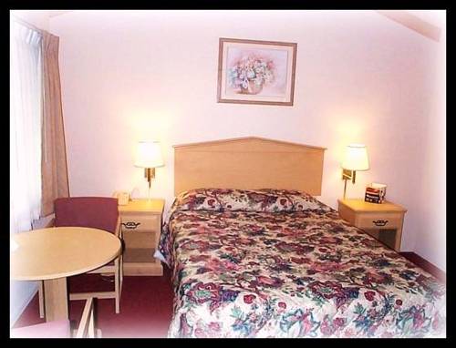 Imagen de la habitación del Hotel Tri Valley Inn and Suites, Pleasanton. Foto 8