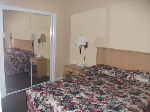 Imagen de la habitación del Hotel Tri Valley Inn and Suites, Pleasanton. Foto 13