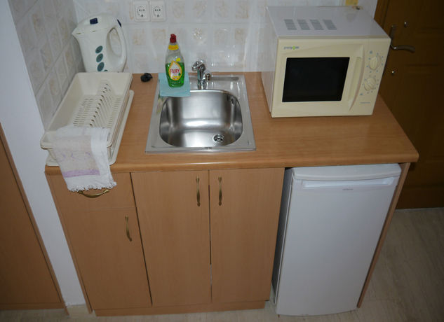 Imagen de la habitación del Hotel Tria Adelphia. Foto 4