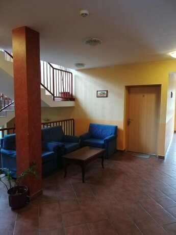 Imagen de los interiores del Hotel Triász. Foto 19