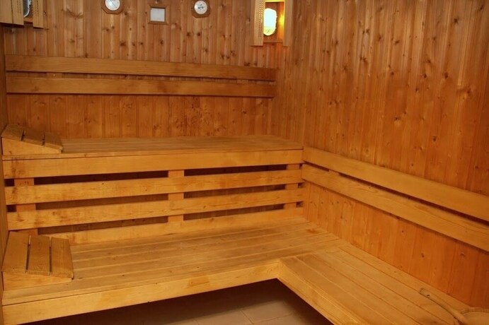 Imagen de la piscina del Hotel Triász. Foto 20