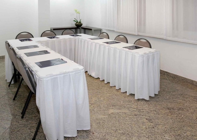 Imagen de los interiores del Hotel Tri&acirc;ngulo Apart. Foto 12