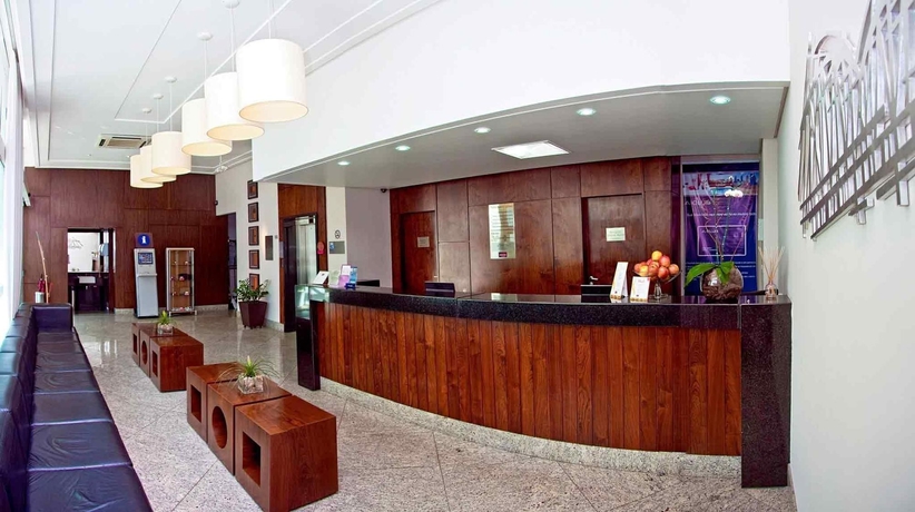 Imagen general del Hotel Tri&acirc;ngulo Apart. Foto 5