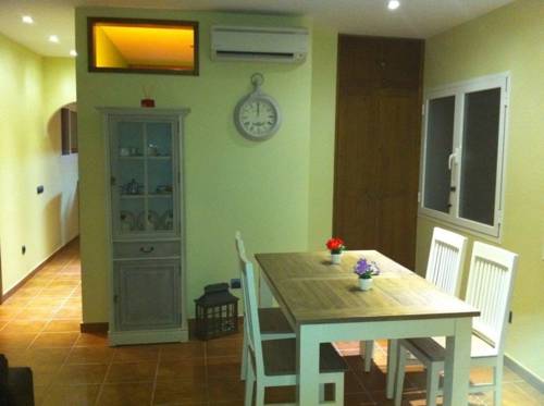 Imagen de los interiores del Hotel Triana Luxury Apartments. Foto 7