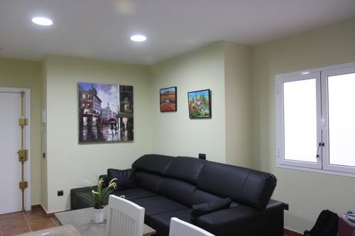 Imagen general del Hotel Triana Luxury Apartments. Foto 3