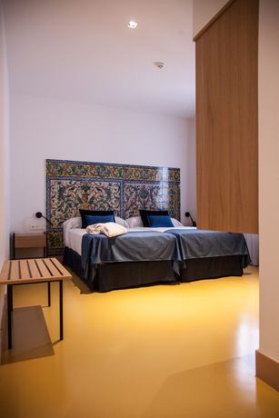Imagen de la habitación del Hotel Triana Montalv&aacute;n. Foto 16
