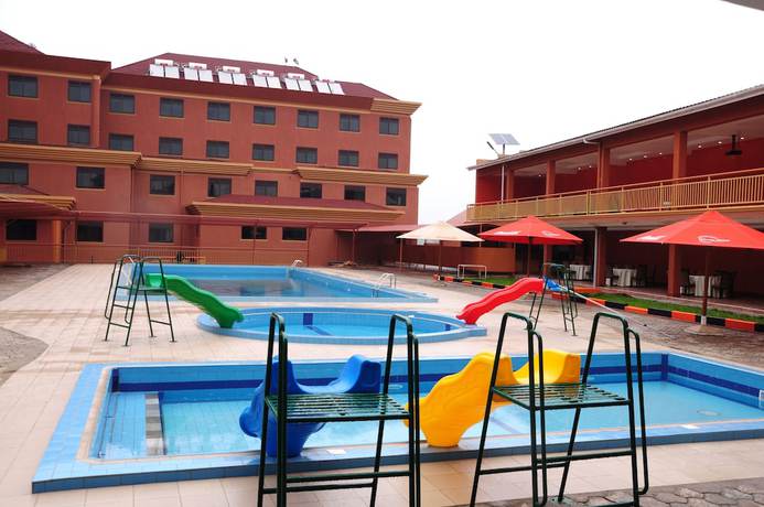 Imagen de la piscina del Hotel Triangle Mbarara. Foto 19