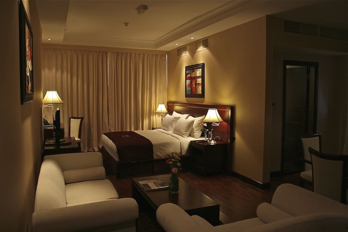 Imagen de la habitación del Hotel Trianon, Abu Dhabi. Foto 7