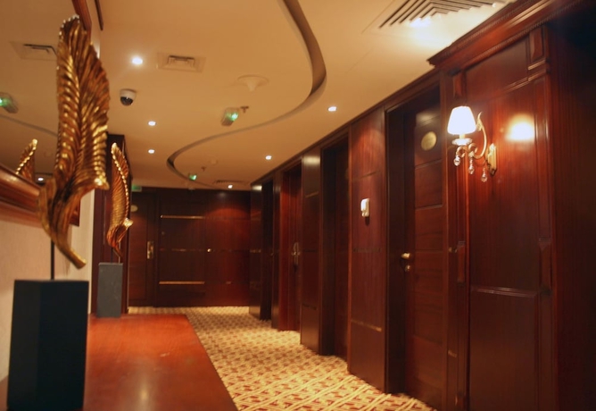 Imagen de los interiores del Hotel Trianon, Abu Dhabi. Foto 19