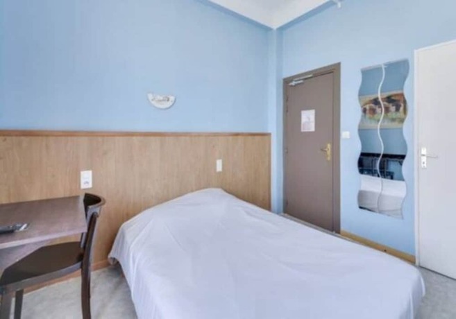 Imagen de la habitación del Hotel Trianon, Antibes. Foto 19