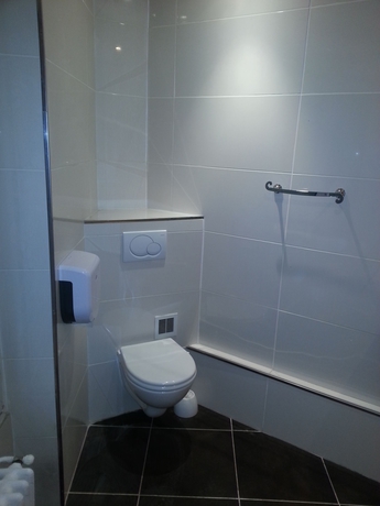 Imagen de la habitación del Hotel Trianon, Bucarest. Foto 10