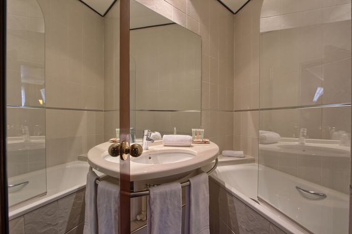 Imagen de la habitación del Hotel Trianon Rive Gauche. Foto 15