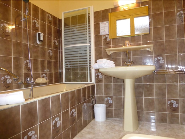 Imagen de la habitación del Hotel Trianon, VICHY. Foto 2