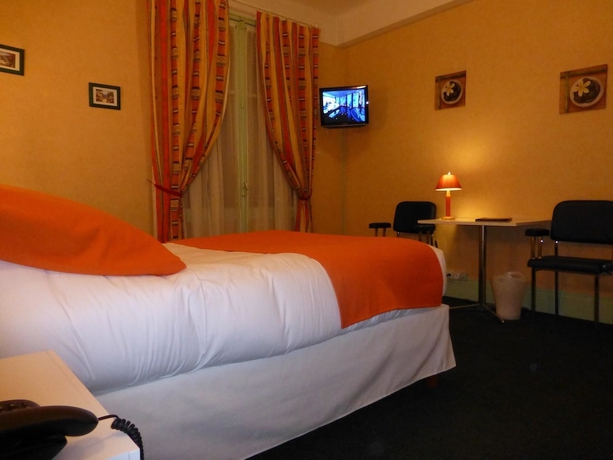 Imagen de la habitación del Hotel Trianon, VICHY. Foto 4