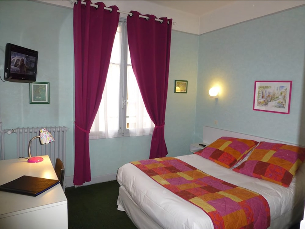 Imagen de la habitación del Hotel Trianon, VICHY. Foto 8