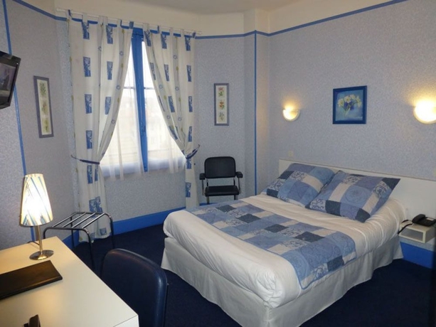 Imagen de la habitación del Hotel Trianon, VICHY. Foto 17
