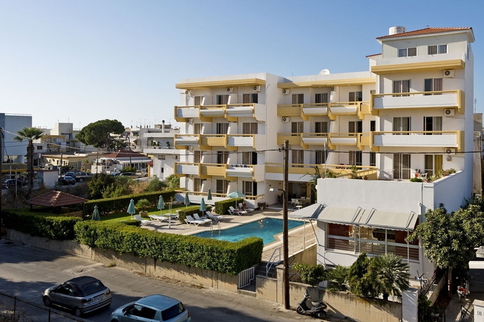 Imagen de los exteriores del Hotel Trianta Apartments. Foto 10