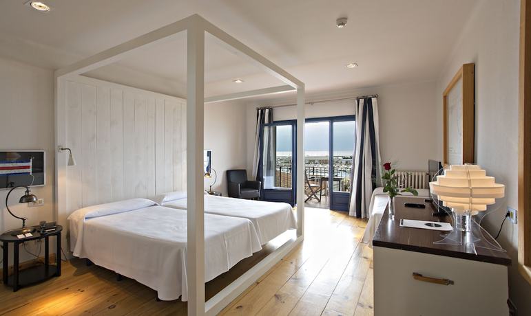 Imagen de la habitación del Hotel Trias. Foto 3