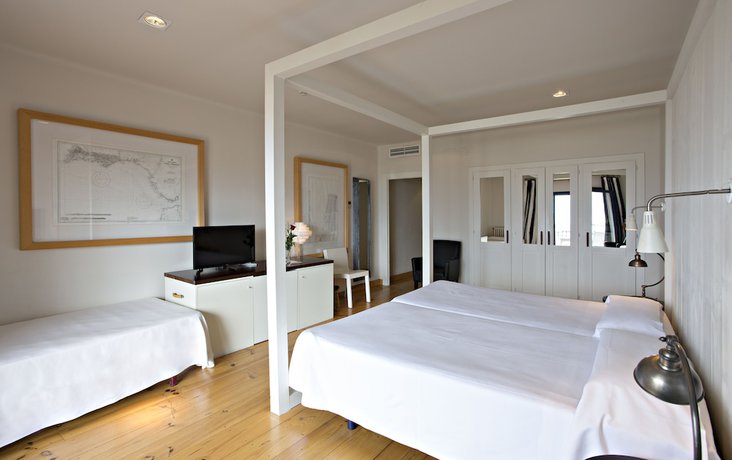 Imagen de la habitación del Hotel Trias. Foto 8