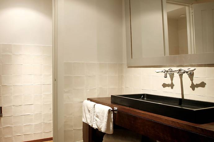 Imagen de la habitación del Hotel Trias. Foto 9