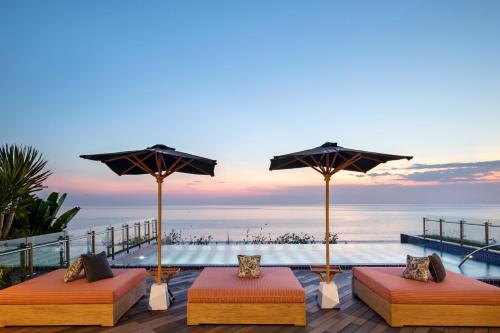 Imagen de la piscina del Hotel Tribe Bali Kuta Beach. Foto 11