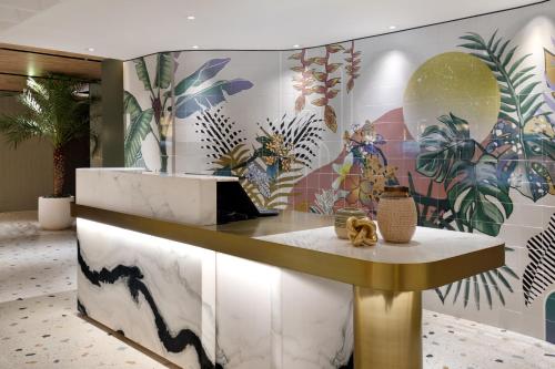 Imagen de los interiores del Hotel Tribe Bali Kuta Beach. Foto 9