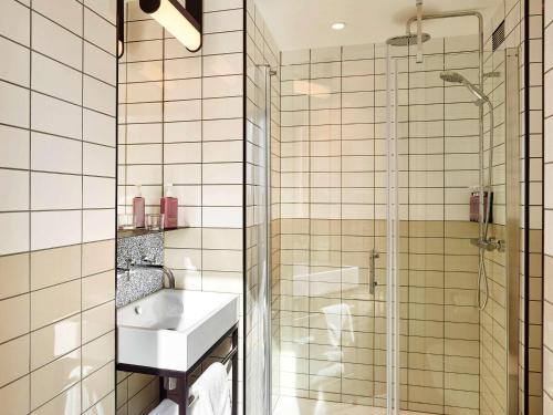 Imagen de la habitación del Hotel Tribe London Canary Wharf. Foto 8