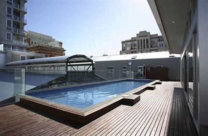 Imagen de la piscina del Hotel Tribeca Serviced Apartments Melbourne. Foto 18