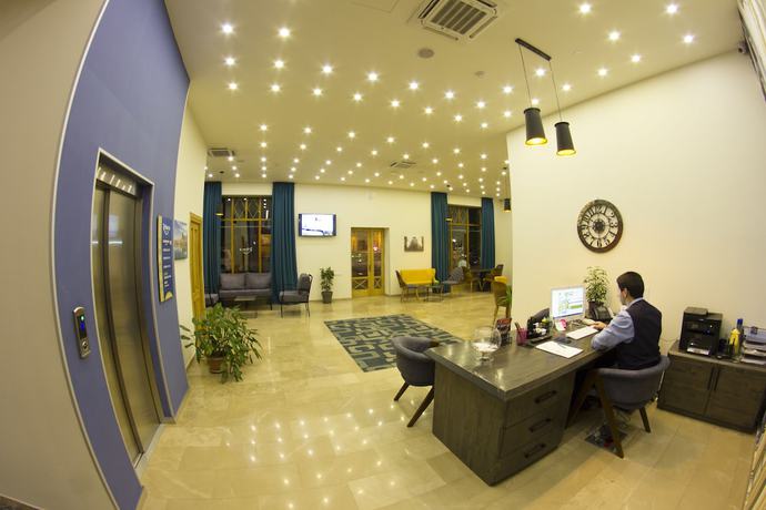 Imagen de los interiores del Hotel Tribeca, Tbilisi. Foto 20