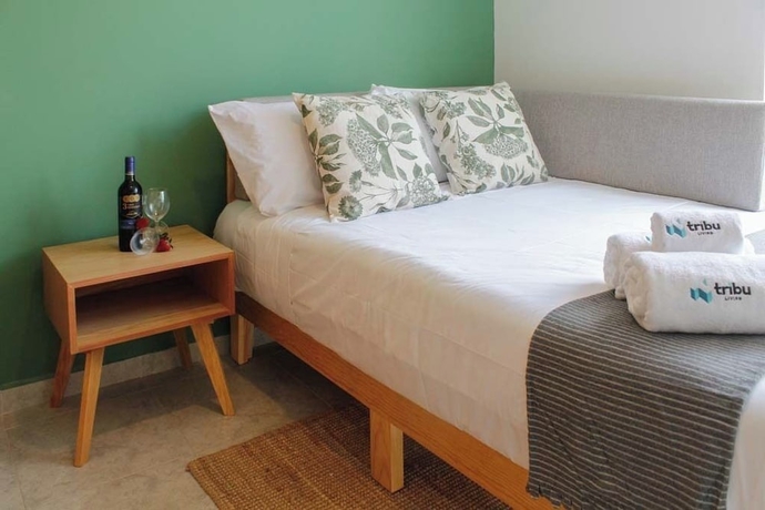 Imagen de la habitación del Hotel Tribu Santa Tere. Foto 8