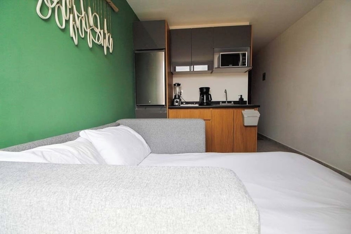 Imagen de la habitación del Hotel Tribu Santa Tere. Foto 11