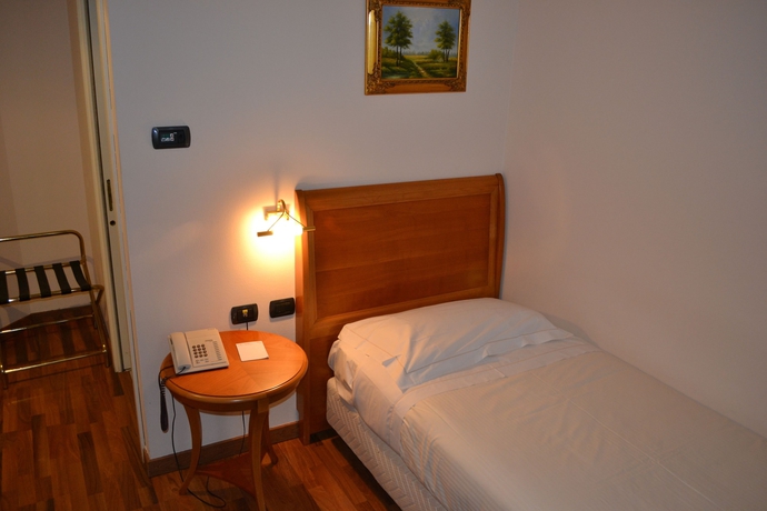 Imagen de la habitación del Hotel Tricolore. Foto 4